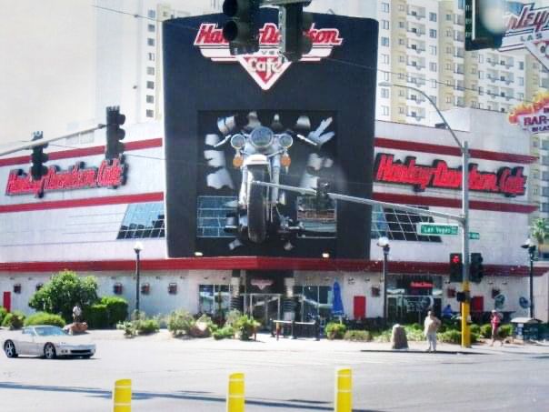 Stroll along Las Vegas Boulevard