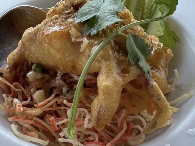 SALA Ayutthaya eatery and bar