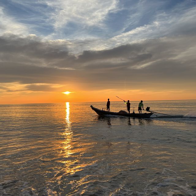 หาดไม้ขาว