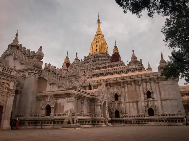 HELLO HELLO myanmar!!!