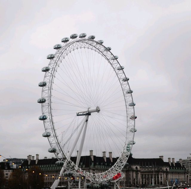 A GREAT WAY TO VIEW LONDON 