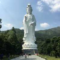 慈山寺 繁華中巍峨的清淨心 