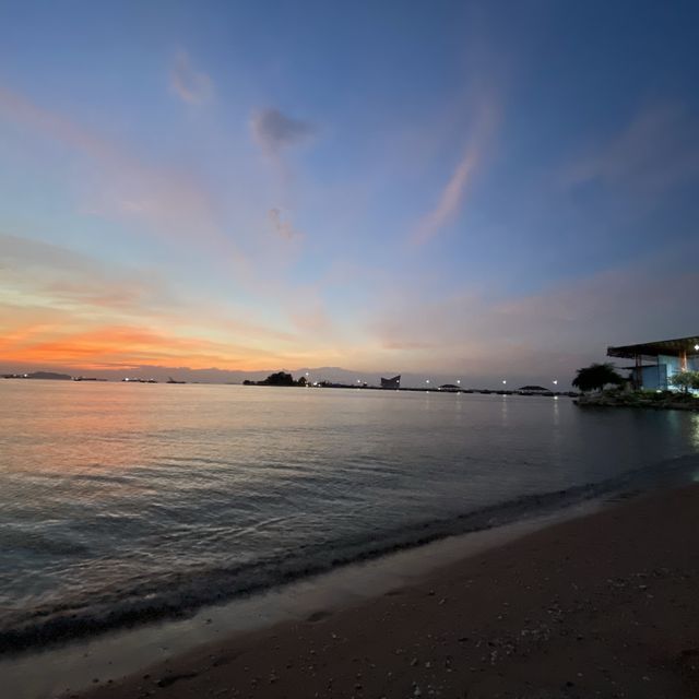 Koh Loy Park (เกาะลอย)​