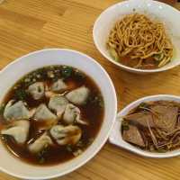 老饕們的最愛---玖五牛肉麵