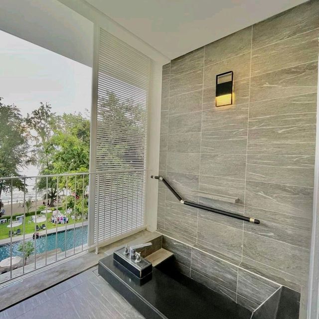 In room mini pool facing beach 🛁🌊