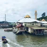 world’s biggest settlement on stilts