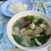 ร้านโจ๊กเจ๊ออย ตลาดเช้าอัศวิน