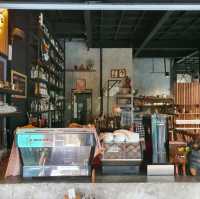 Bloom Cafe And Hostel Lipe (บลูมคาเฟ่แอนด์โฮสเทล) 