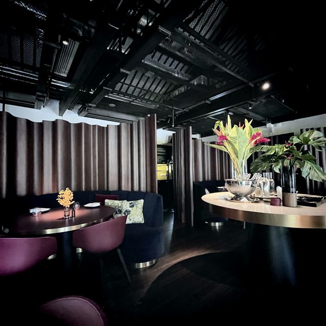 1 Michelin star ⭐️ restaurant Aaharn-Unbeatable Food and Service 