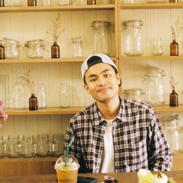 คาเฟ่ริมน้ำ ฉะเชิงเทรา ☕️🥛🫗🍹🎂🍰🧁