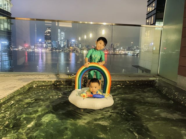 私人海景 jacuzzi, 玩水放題！