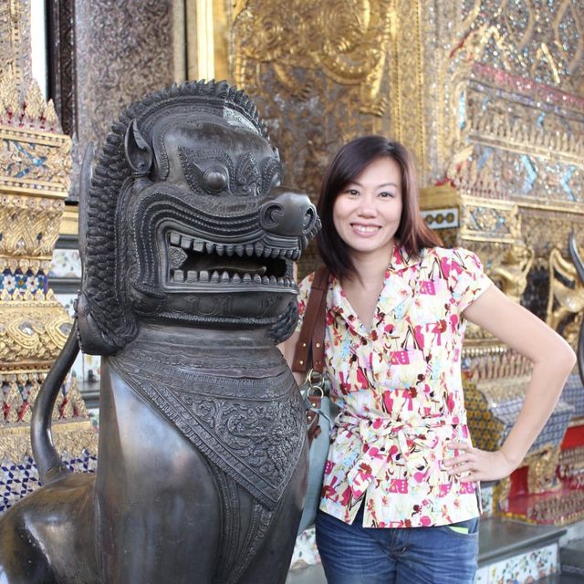 ทำบุญขอพรที่ วัดพระแก้ว, พระบรมมหาราชวัง