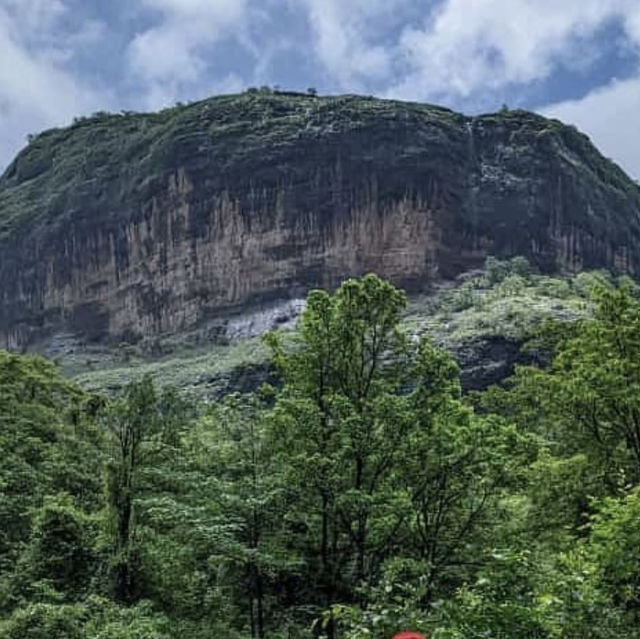 Devkund Waterfall Pune Maharashtra