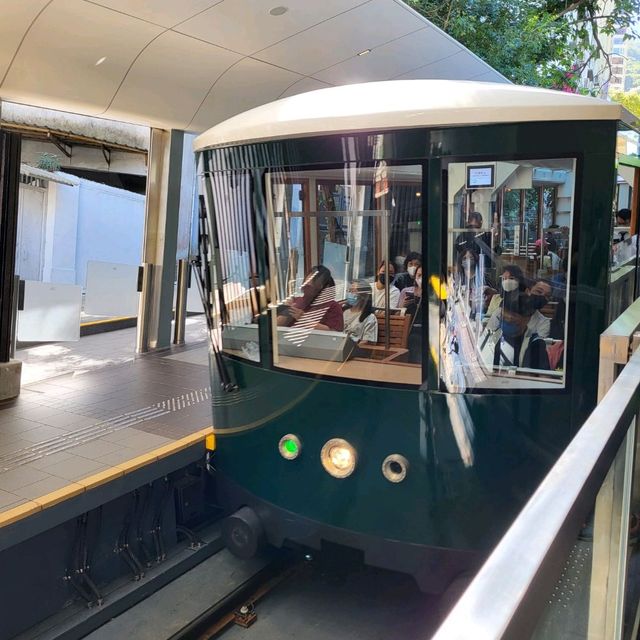 第六代山頂纜車