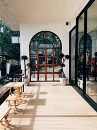 W Story Cafe