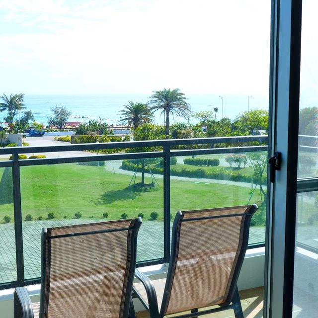 墾丁住宿 椰林海灘文旅 Ye-Lin Villa 無敵海景 過馬路就到船帆石唷!