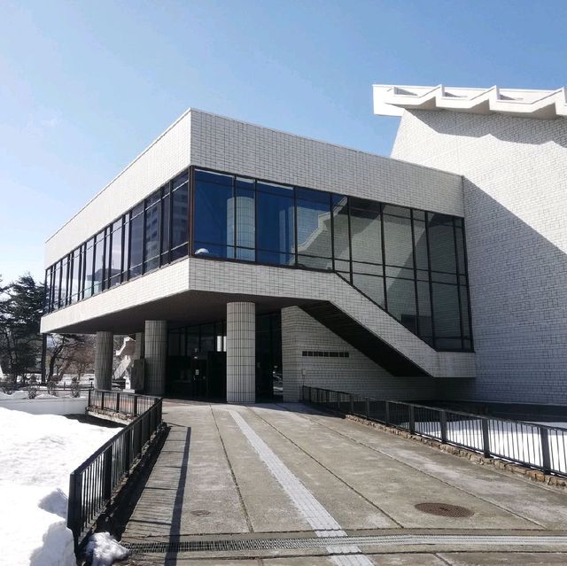 [札幌]芸術展覧会の宝庫✨「北海道立近代美術館」