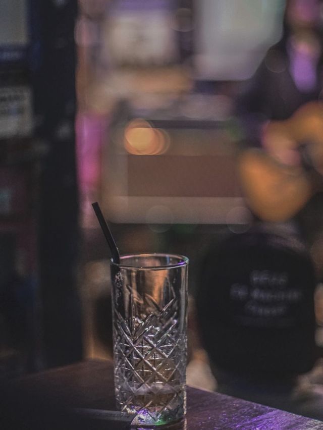 감성을 원해? 펍도 원해? '펫 사운즈'