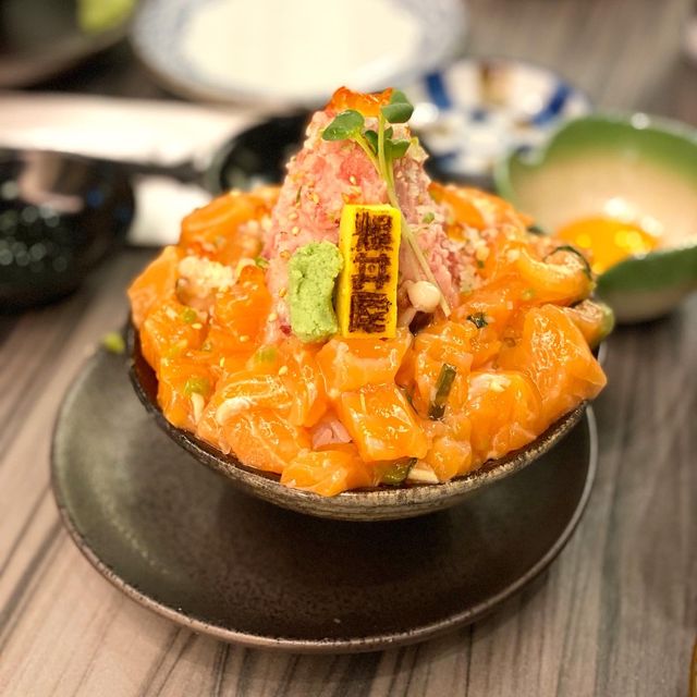 Little pricey but instaworthy donburi 