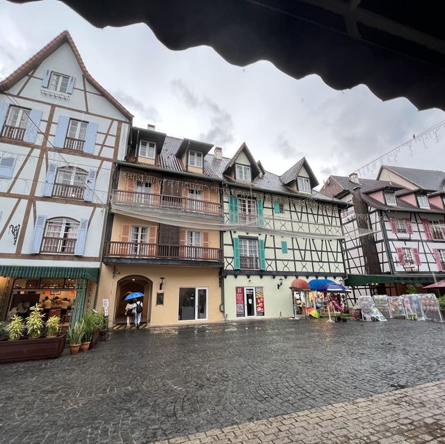 Colmar Tropicale, Bukit Tinggi French Village