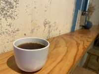 大阪・本町。焙煎所で味わうコーヒー『aoma coffee』