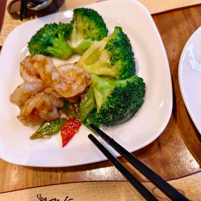 大嶼山雲龍軒，很多人推薦，氣派！美味