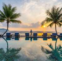 Hotel Tide Phuket รีสอร์ทติดทะเลใกล้ตัวเมือง