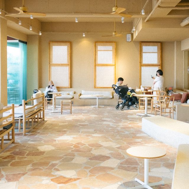 협재해수욕장이 보이는 발리감성 카페🌴