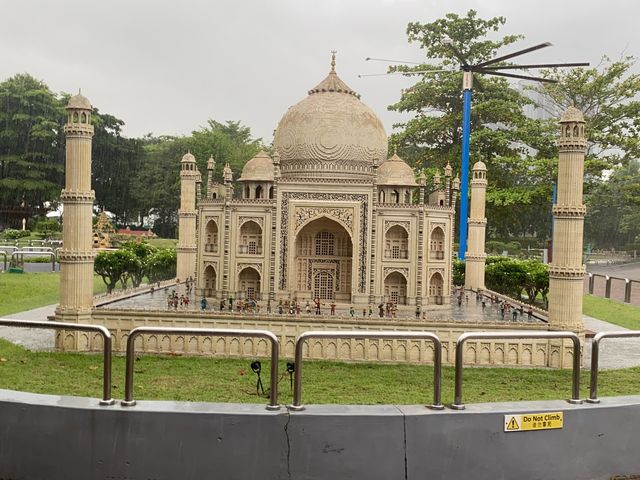 Miniland