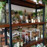 Delibites Cafe ริมถนนวิภาวดีรังสิต