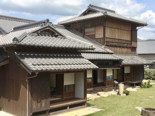 Katsuro Taro Residence 