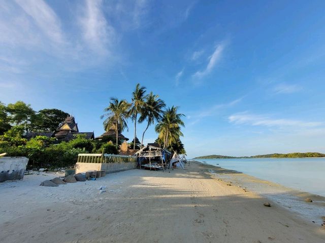 White Sand Beach in Chaweng, Samui