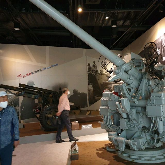 Visit to War Memorial of Korea in Seoul