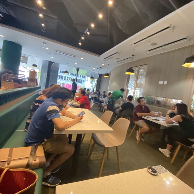 Tsui Wah, The Heeren