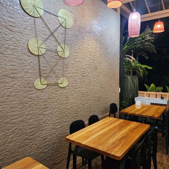 한식이 맛있는 카오산로드 홍익인간