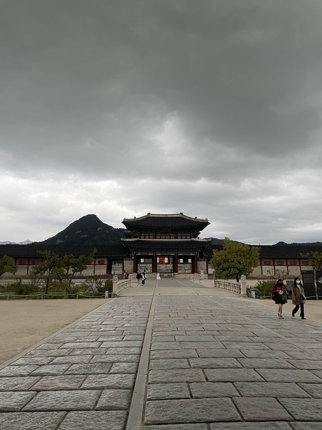 說變天就變天 — 景福宮⛩