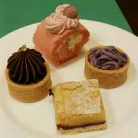 Free-flow Sweet Treats 