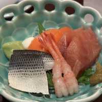 万座亭の夕食と朝食の様子