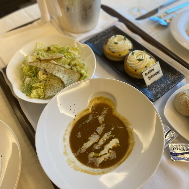 抵玩宅渡假套票 不錯的房內用餐體驗💓