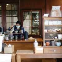 สุขพอดี คาเฟ่ในบ้านหลังเล็ก บรรยากาศอบอุ่น