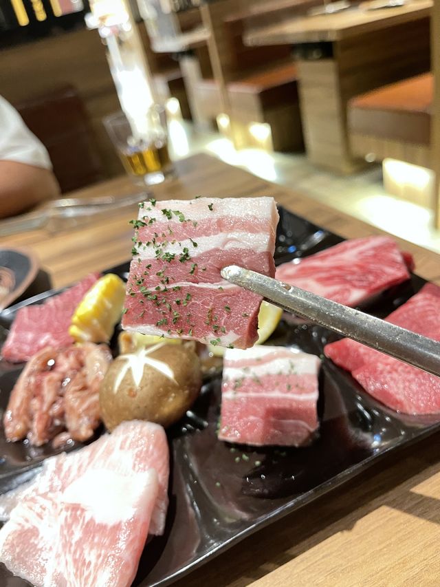 [屯門燒肉] 肉肉九宫格@焼肉 焰