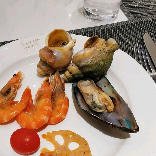 任食新鮮優質生蠔及高水準酒店西餐
