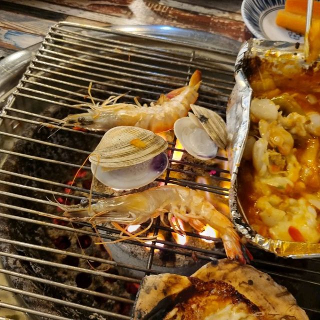 배불러도 계속 먹어지는 광안리 조개구이 '송원'