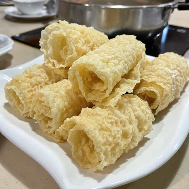 《火鍋老店 . 三秒腐皮你要食》🤩