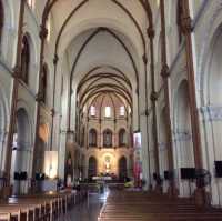 โบสถ์ Notre Dame และตึกไปรษณีย์เก่าแห่งไซง่อน