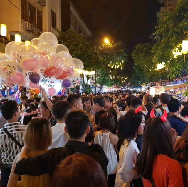 Dong Kinh Nghia Thuc Square In Hanoi