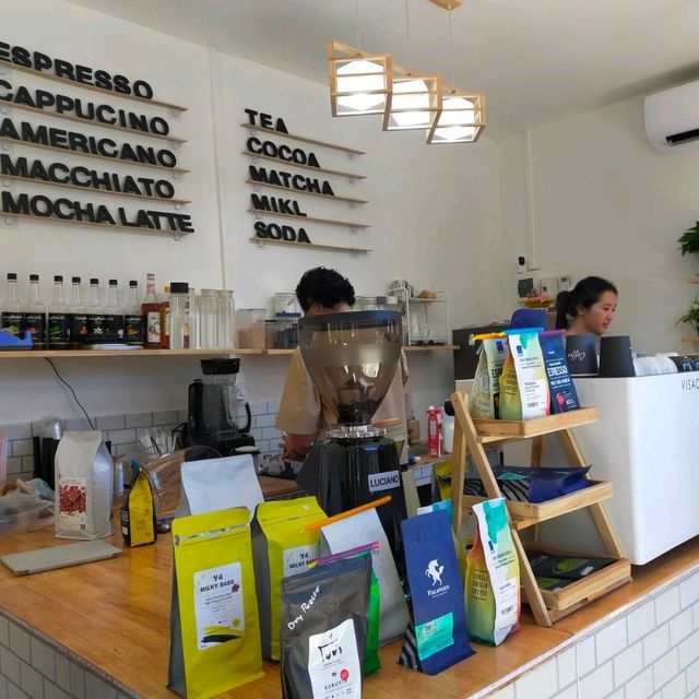 กาแฟเข้มๆ KACHA COFFEE