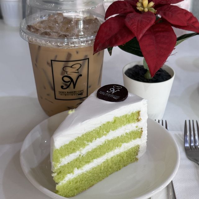 ร้านเนยเบเกอรี่ ร้านเบเกอรี่เด็ดเมืองปากน้ำ 