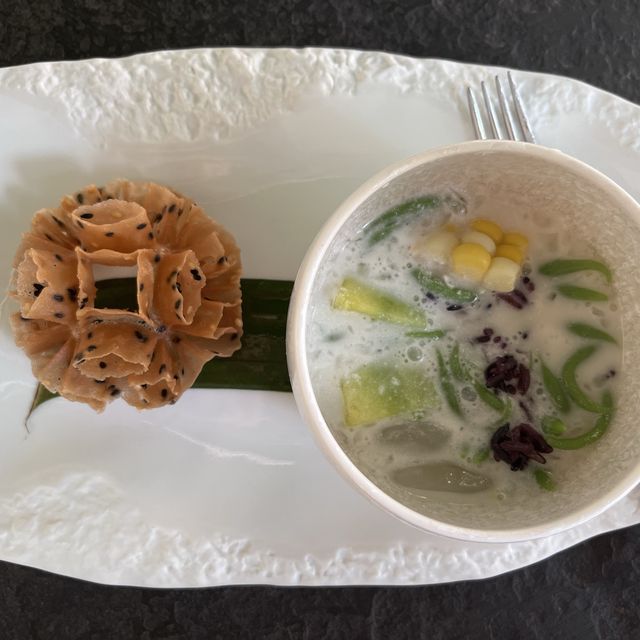1 Michelin star ⭐️ restaurant Aaharn-Unbeatable Food and Service 