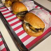 burger circus